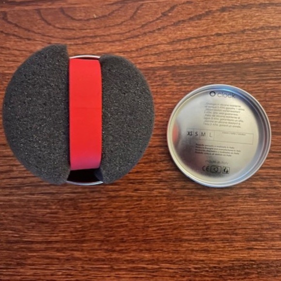 O’Clock Ferrari Store Barcelona Silicone Watch Made in Italy Very Hard to Find - Picture 4 of 11